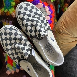 checkered vans